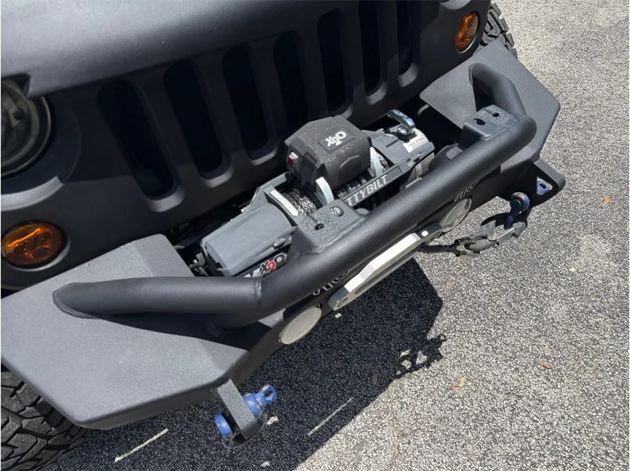 Jeep Wrangler photo 13