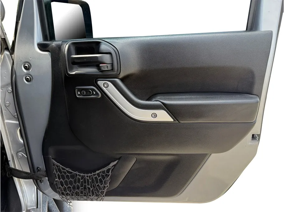 Jeep Wrangler photo 48