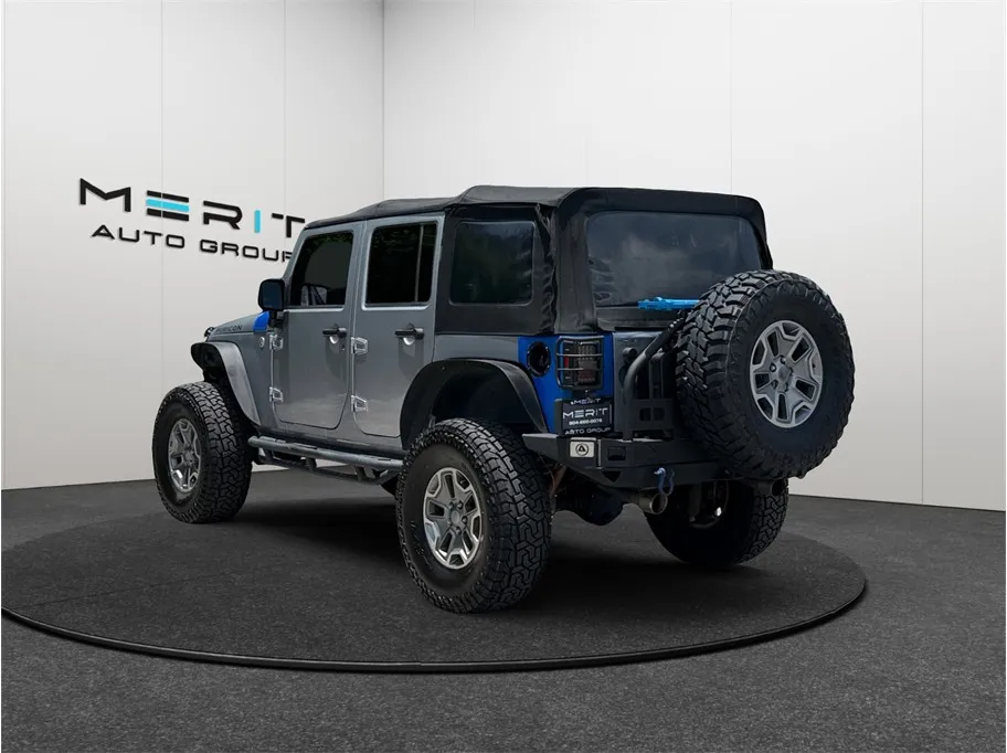 Jeep Wrangler photo 7