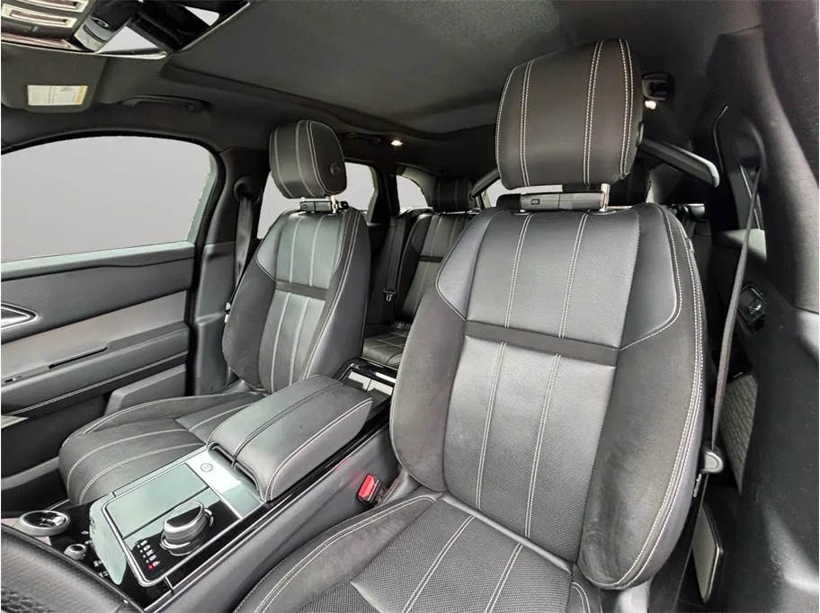 Land Rover Range Rover Velar photo 20