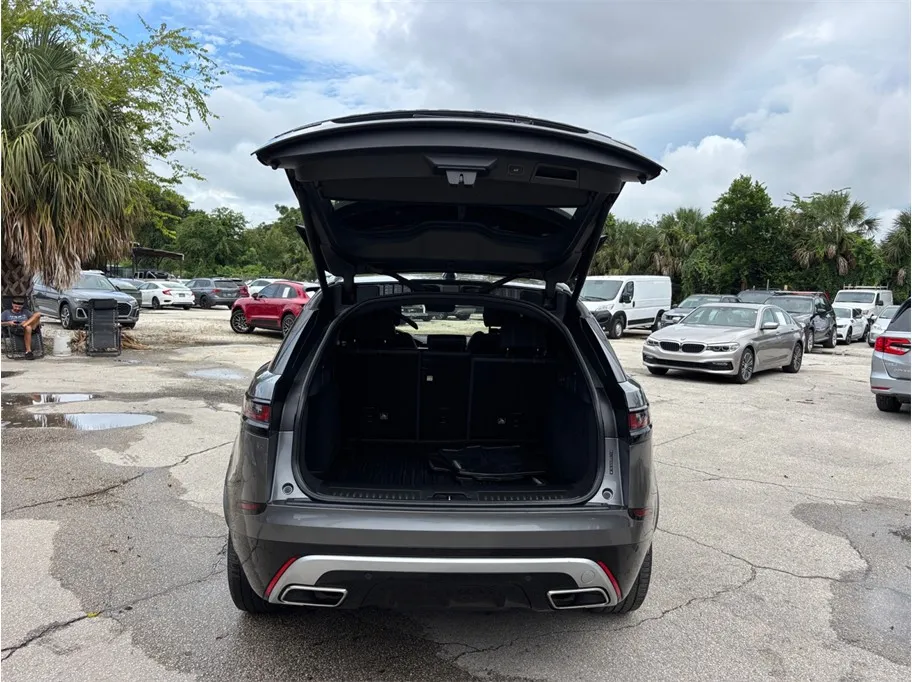 Land Rover Range Rover Velar photo 51