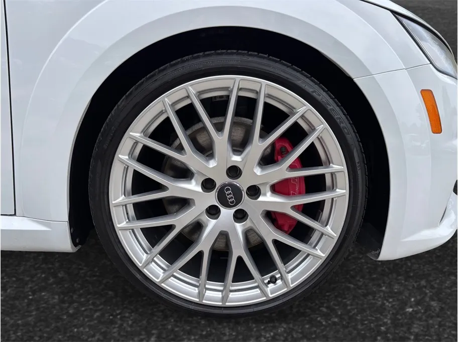 Audi TT photo 12