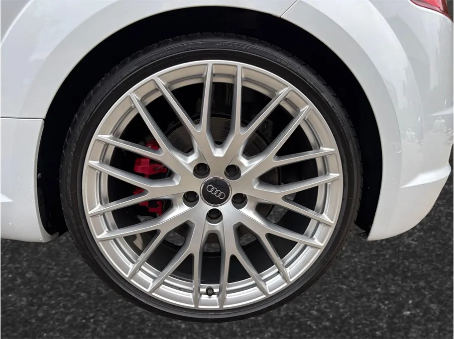 Audi TT photo 14