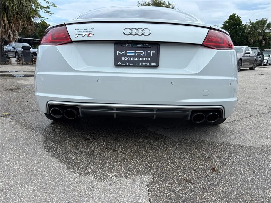 Audi TT photo 16