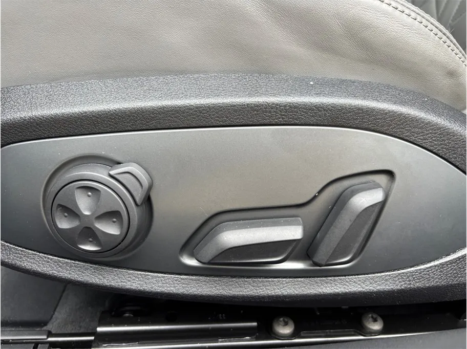 Audi TT photo 21
