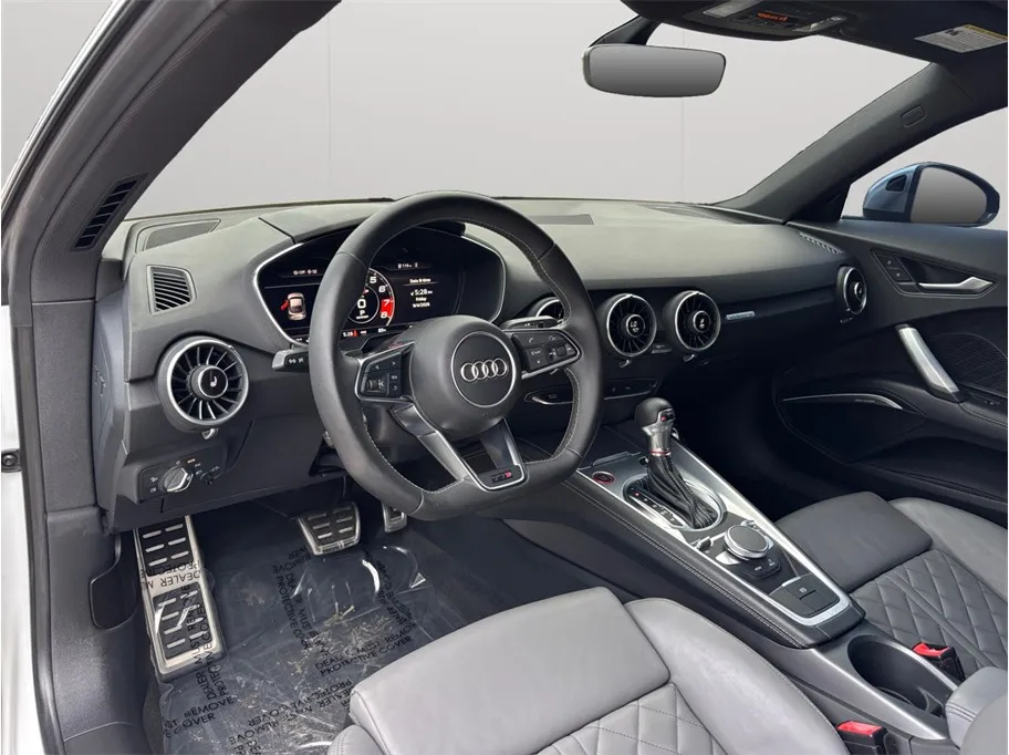 Audi TT photo 6