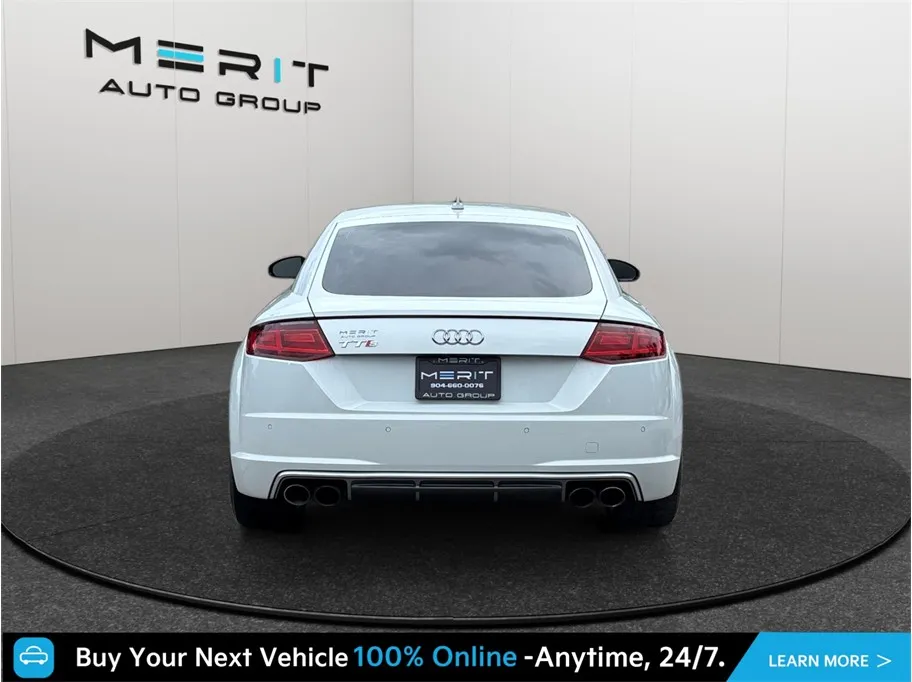 Audi TT photo 8