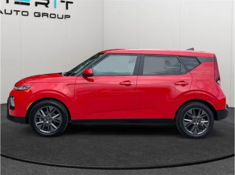 More photos of 2021 Kia Soul S Wagon 4D at Merit Auto Group Atlantic, FL