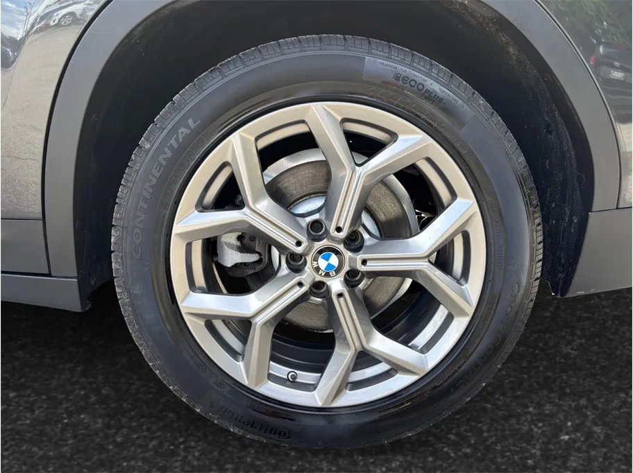 BMW X3 photo 16