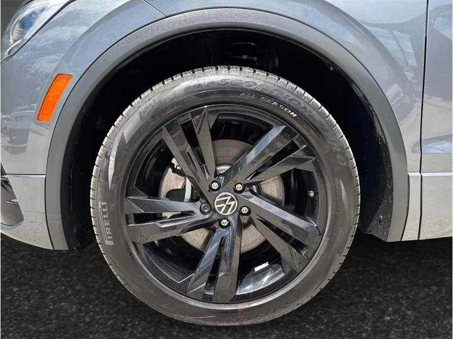 Volkswagen Tiguan photo 13