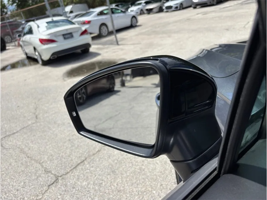Volkswagen Tiguan photo 18