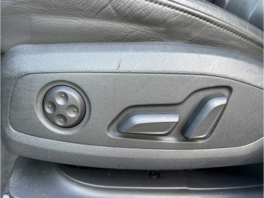 Audi A4 photo 17