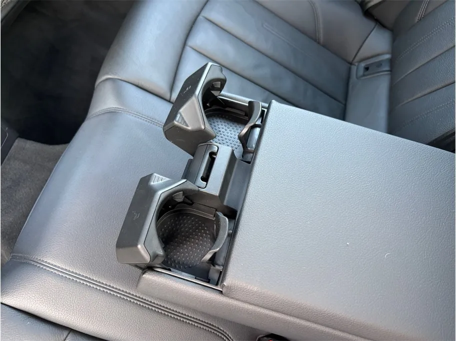 Audi A4 photo 35