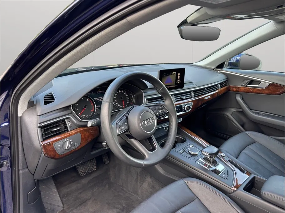 Audi A4 photo 6