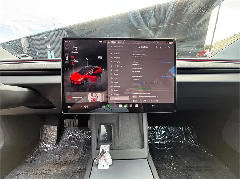 Tesla Model 3 photo 11
