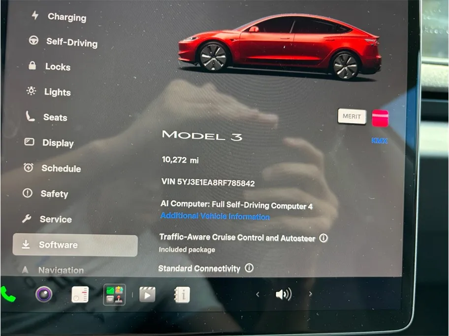 Tesla Model 3 photo 20