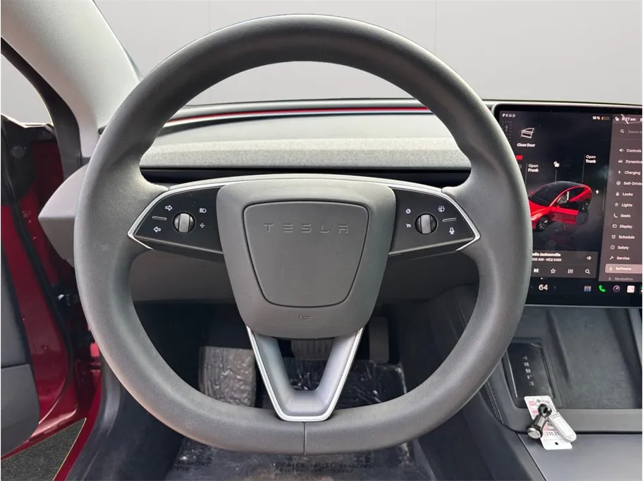 Tesla Model 3 photo 21