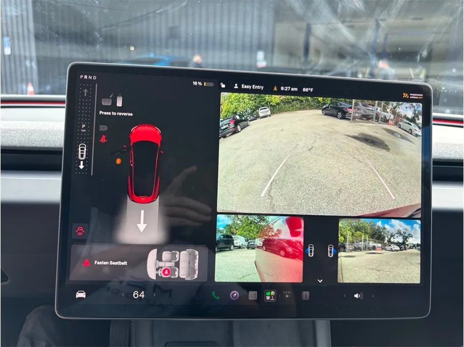 Tesla Model 3 photo 26