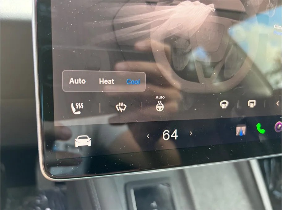 Tesla Model 3 photo 28