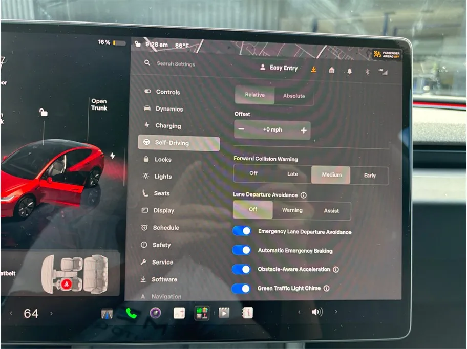 Tesla Model 3 photo 30