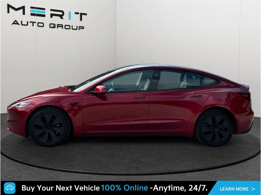 Tesla Model 3 photo 5