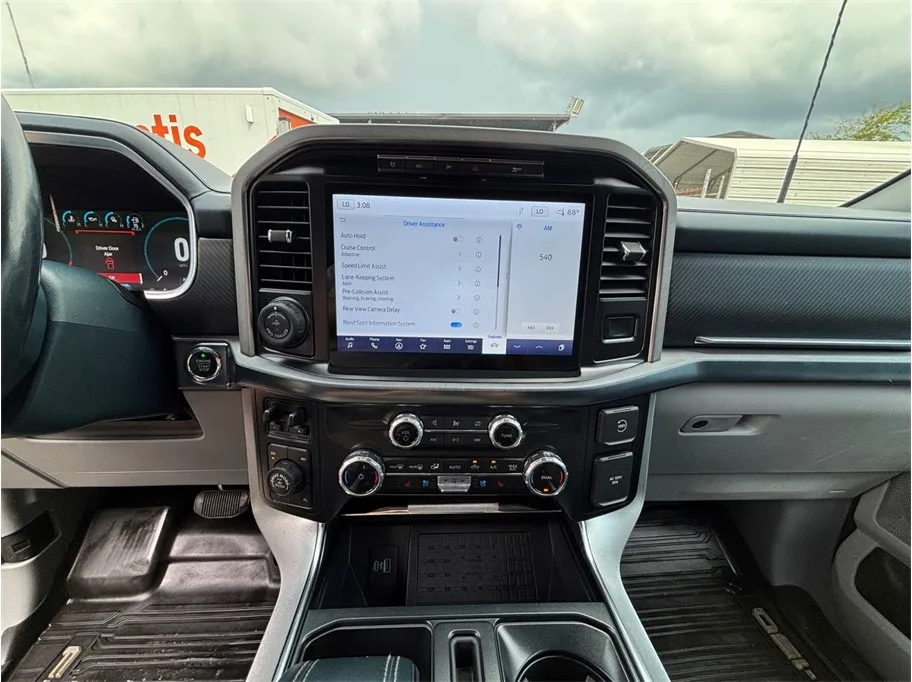 Ford F-150 photo 11