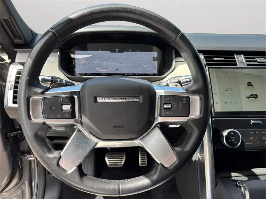 Land Rover Discovery photo 24