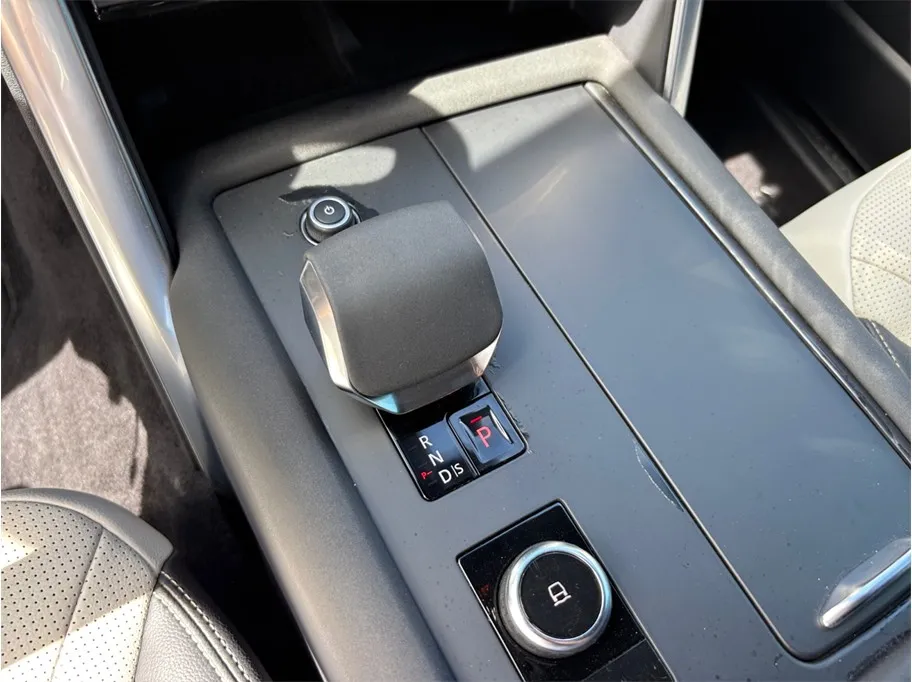 Land Rover Discovery photo 34