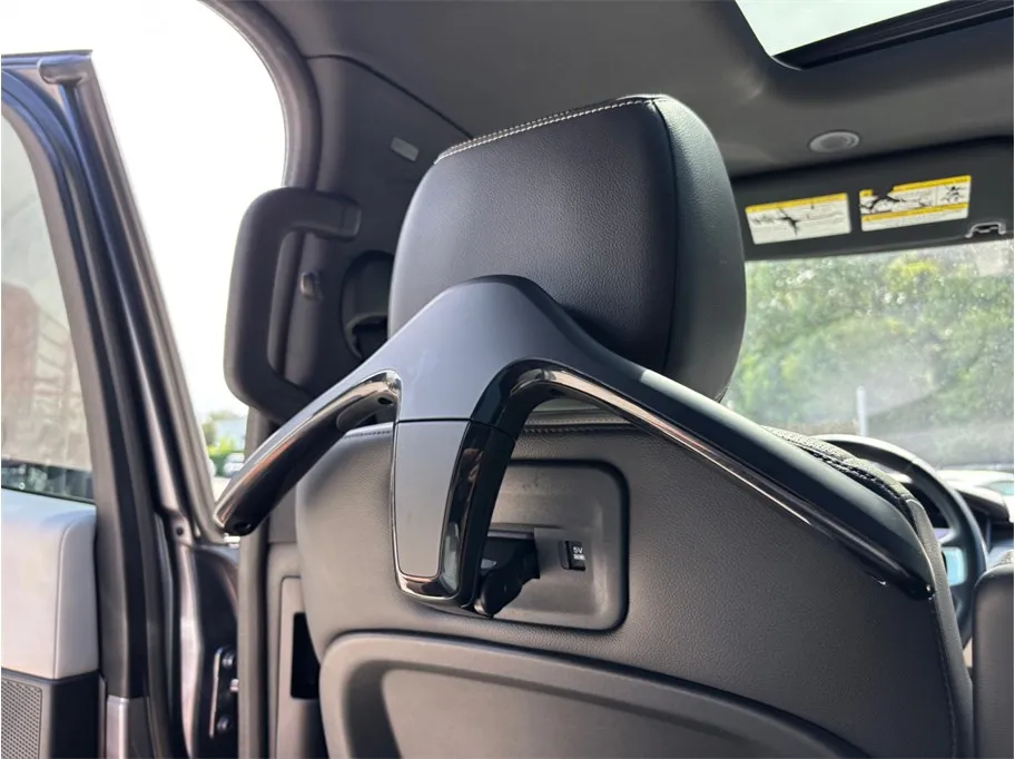 Land Rover Discovery photo 39