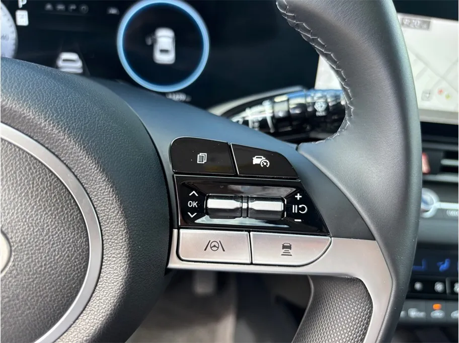 Hyundai Elantra photo 28