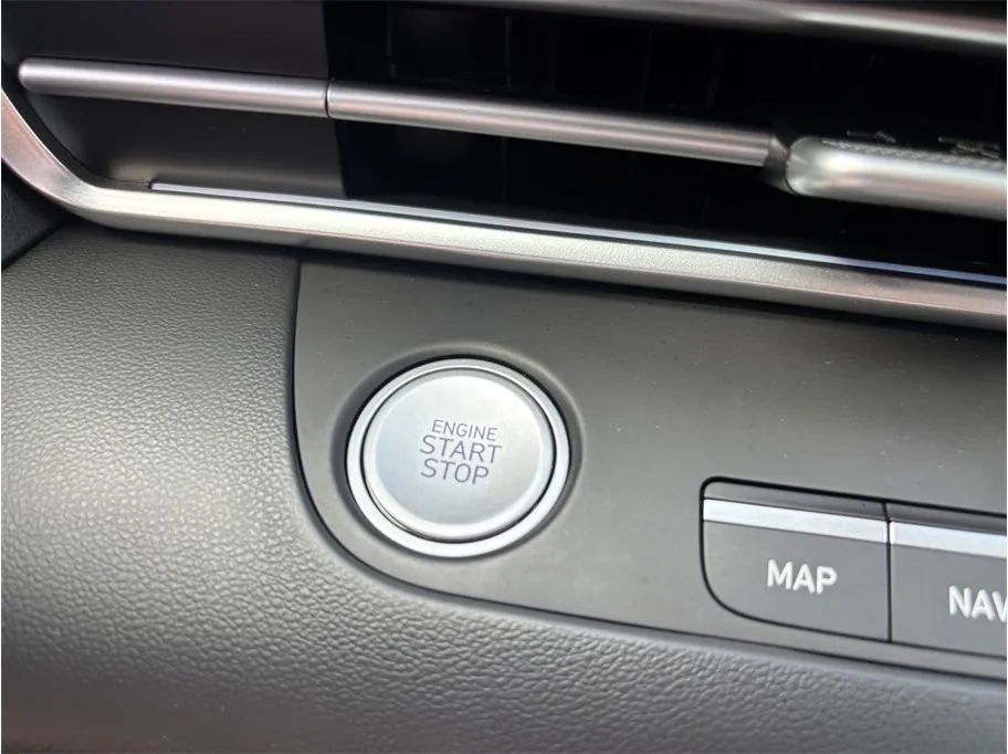 Hyundai Elantra photo 29
