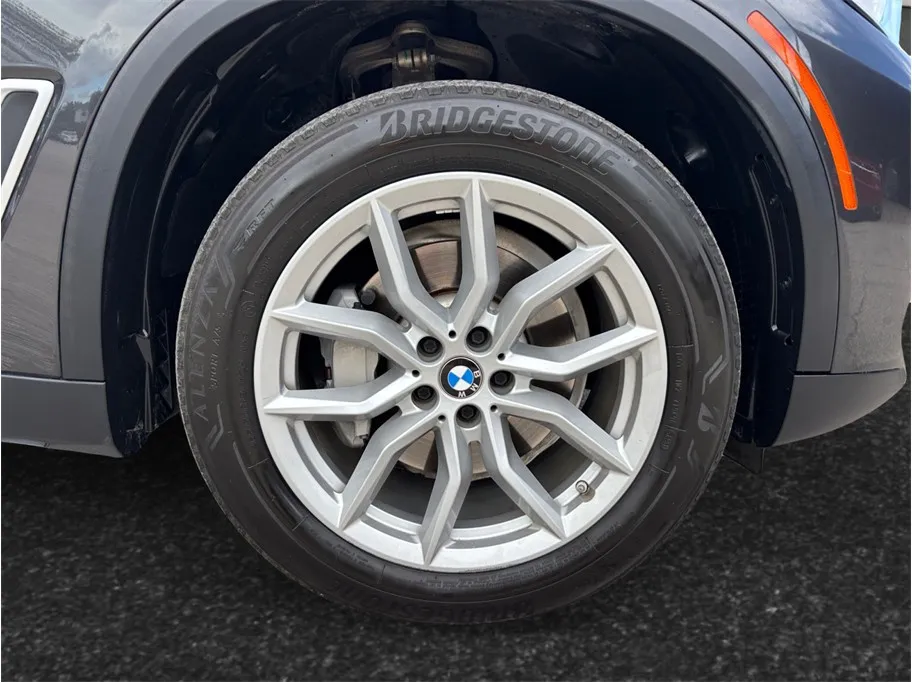 BMW X5 photo 13
