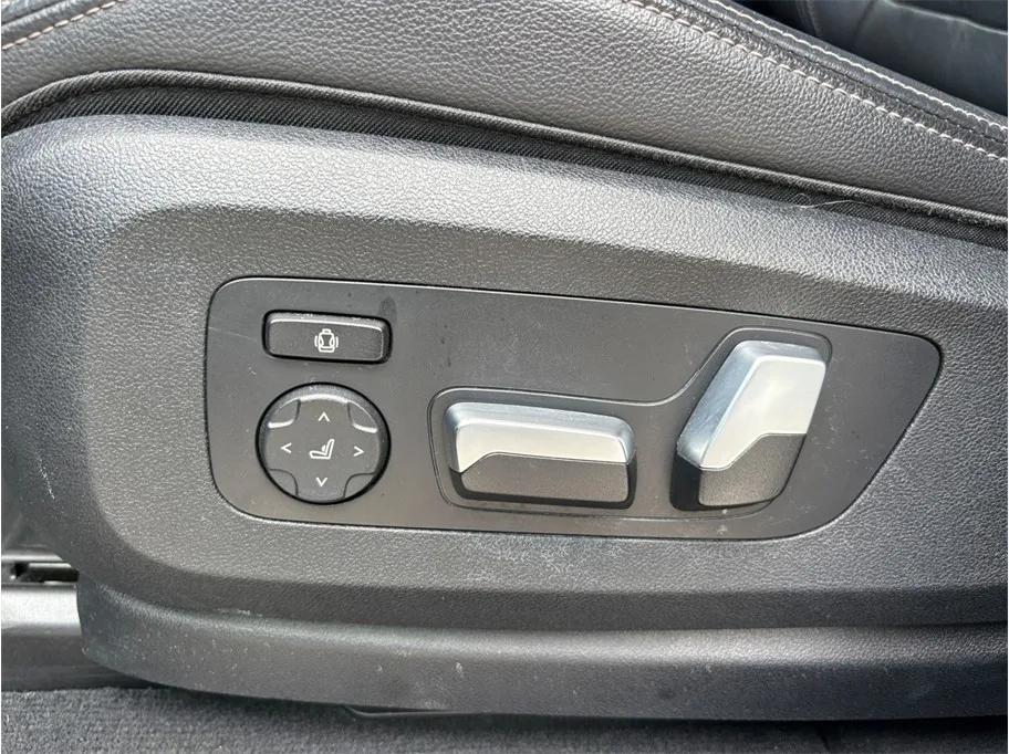 BMW X5 photo 20
