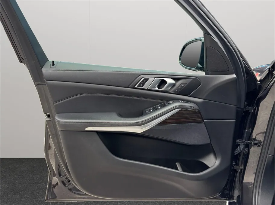 BMW X5 photo 22