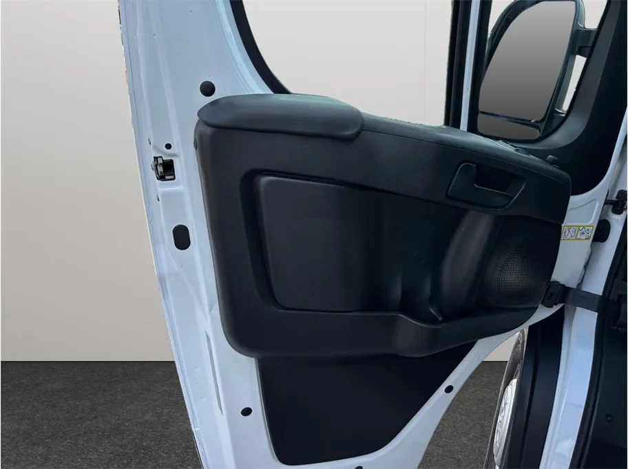 Ram Cargo Van photo 15