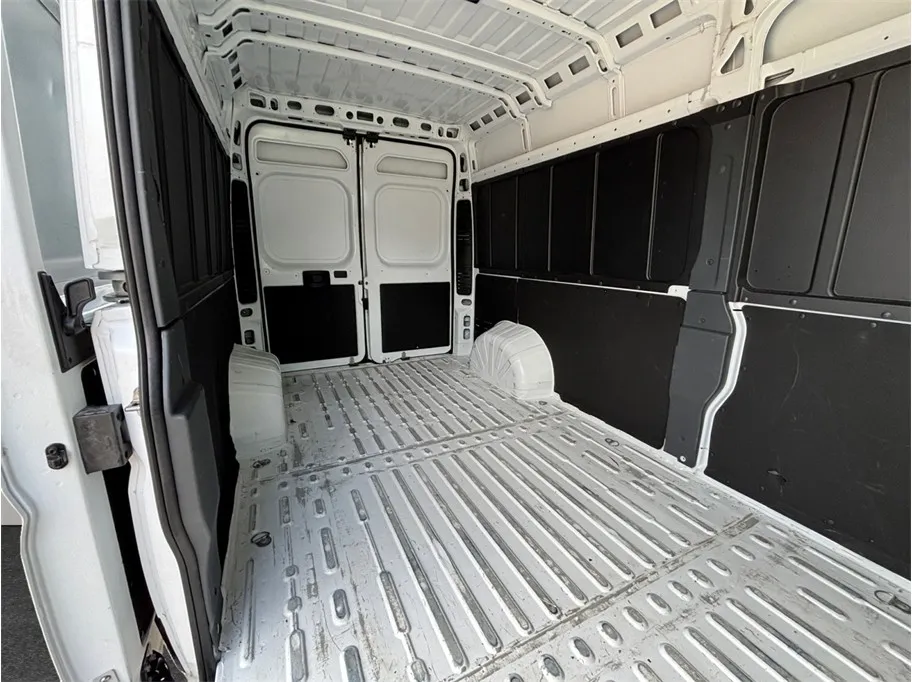 Ram Cargo Van photo 26