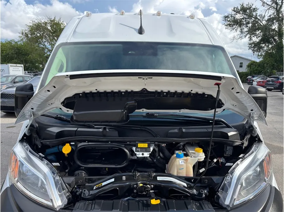 Ram Cargo Van photo 32