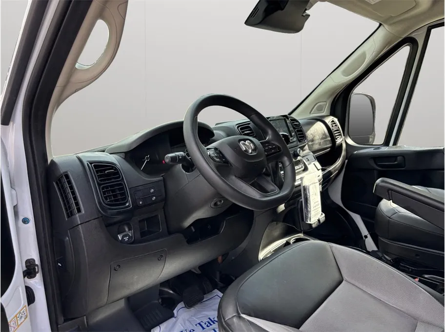 Ram Cargo Van photo 6