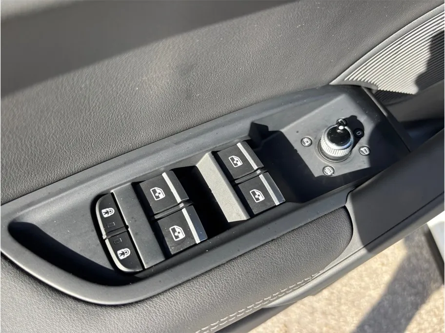 Audi Q5 photo 26