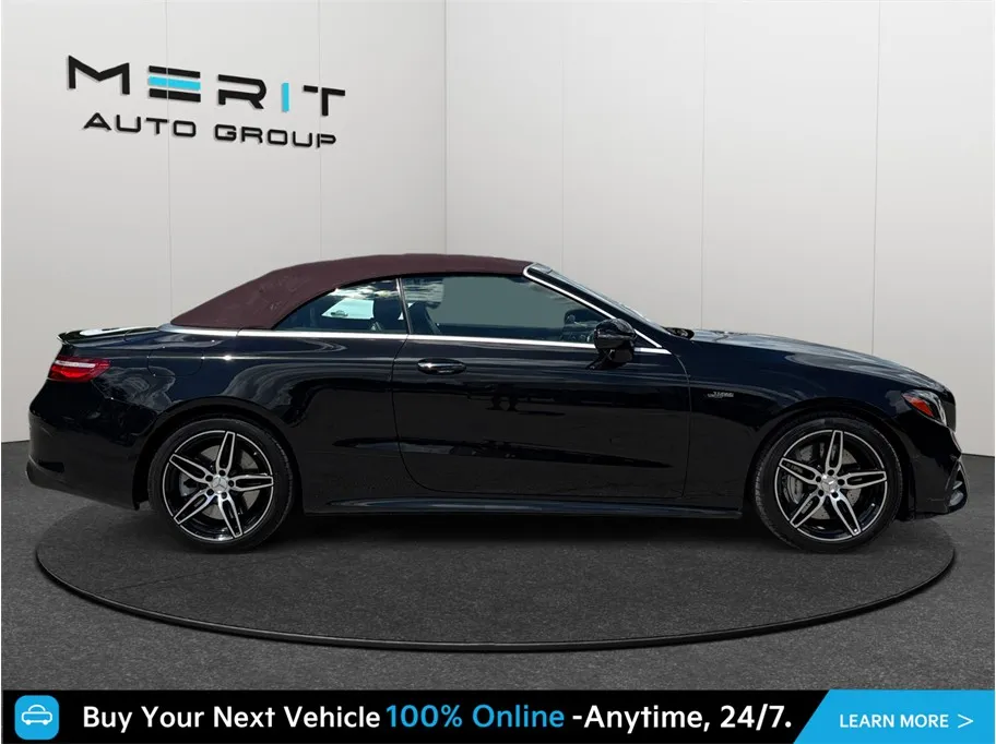 Mercedes-Benz E-Class photo 10