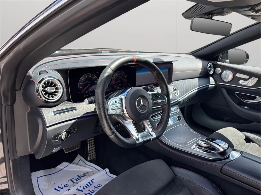 Mercedes-Benz E-Class photo 6