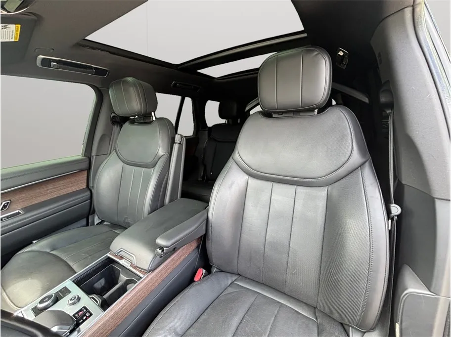 Land Rover Range Rover photo 21