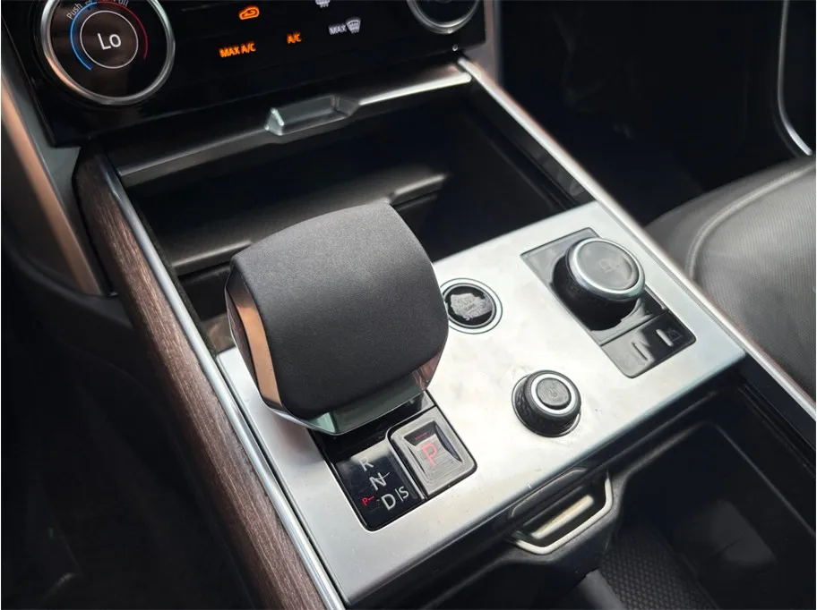 Land Rover Range Rover photo 38
