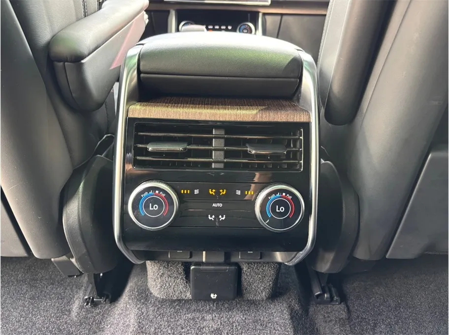 Land Rover Range Rover photo 42