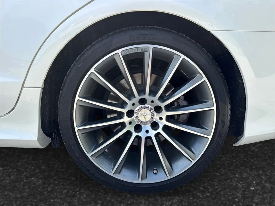 Mercedes-Benz CLS-Class photo 15