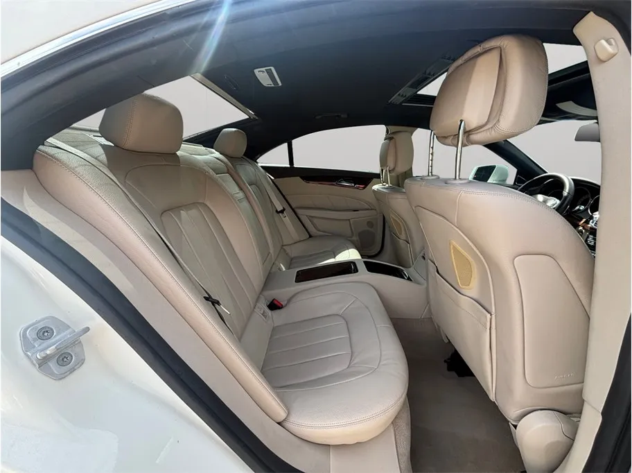Mercedes-Benz CLS-Class photo 43