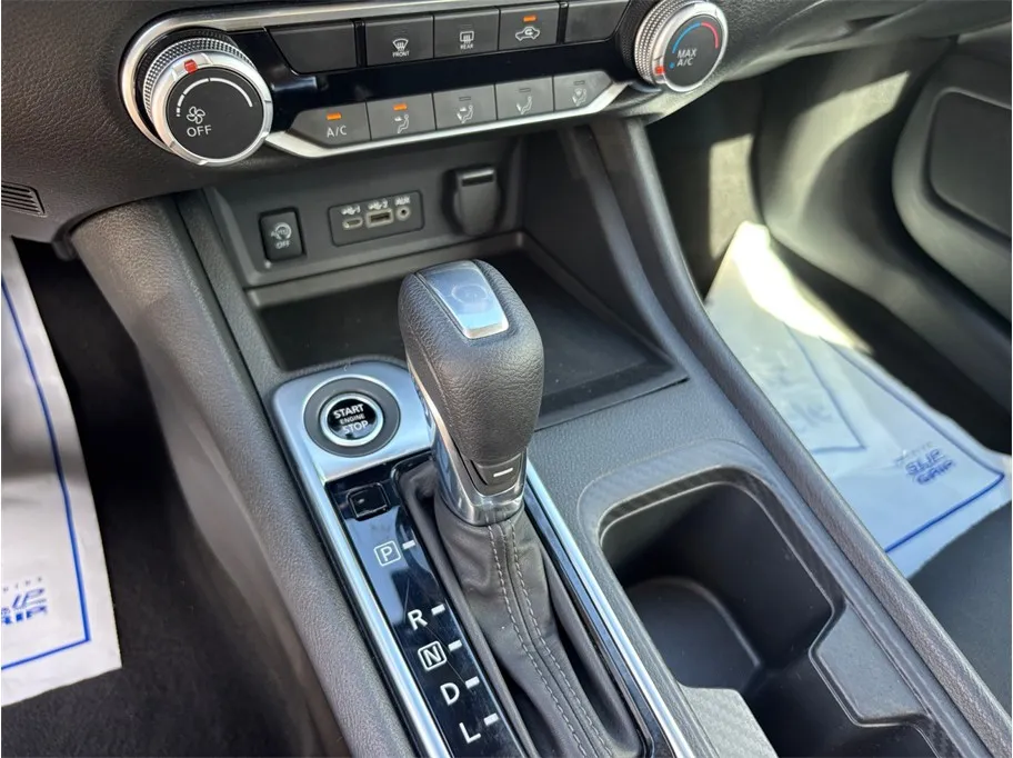 Nissan Sentra photo 31