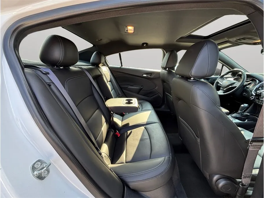 Chevrolet Cruze photo 37