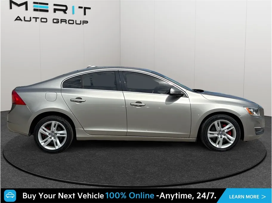 Volvo S60 photo 10