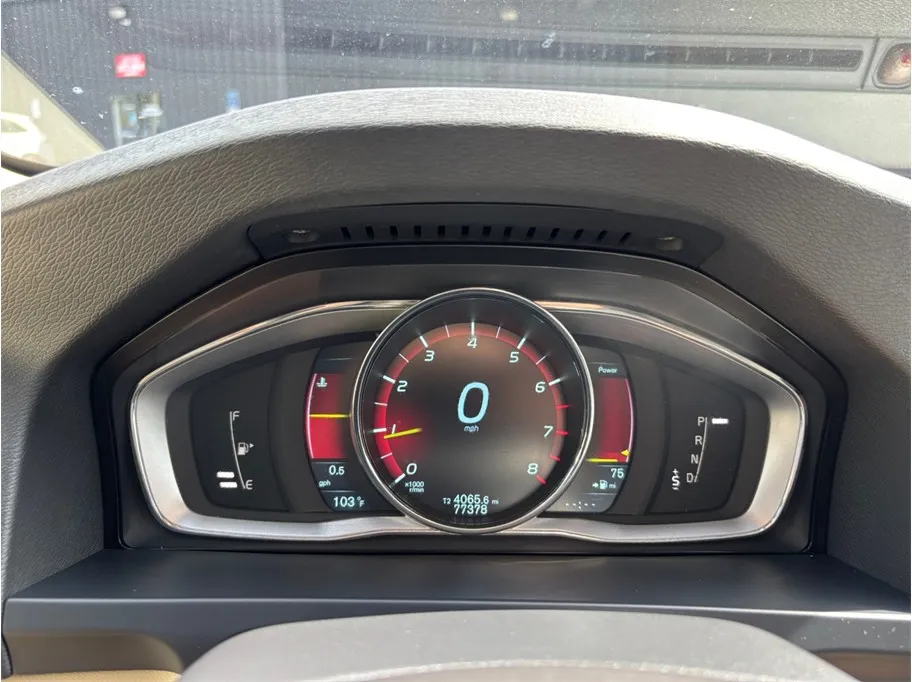 Volvo S60 photo 20